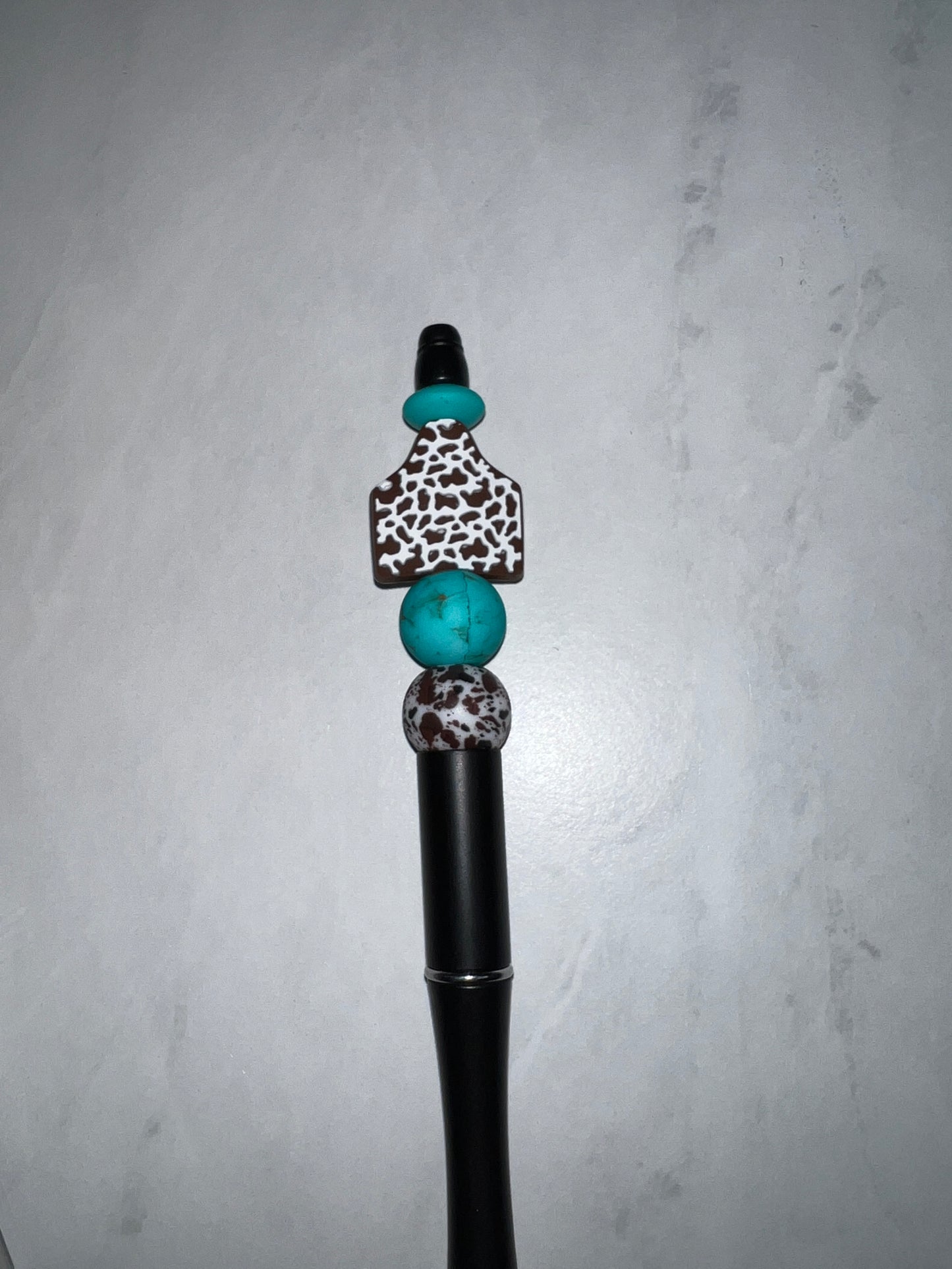 Stone Cow Tag Pen