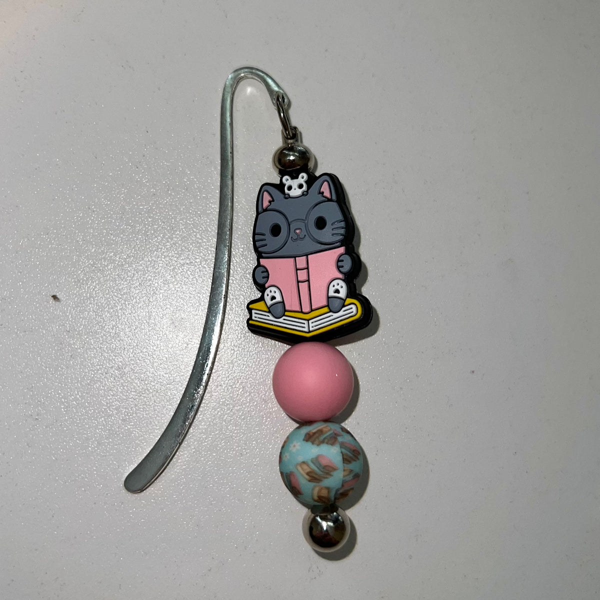 Reading Kitty Bookmark